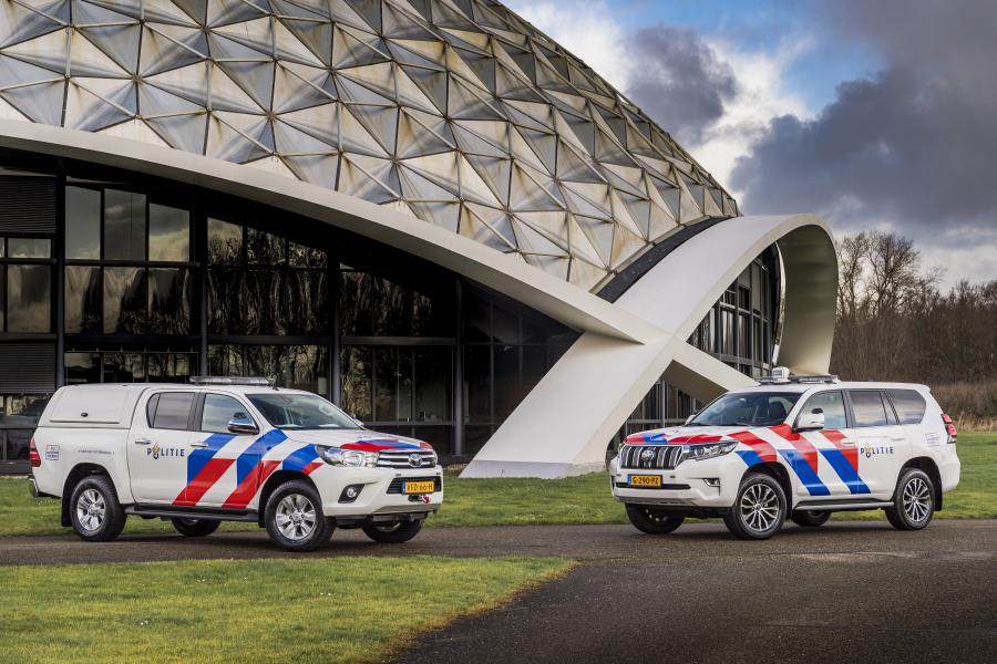  Toyota Hilux 4x4 Double Cab Politie 2020 года  (NL) (фото 8 из 8)